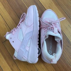 Girl Heelys